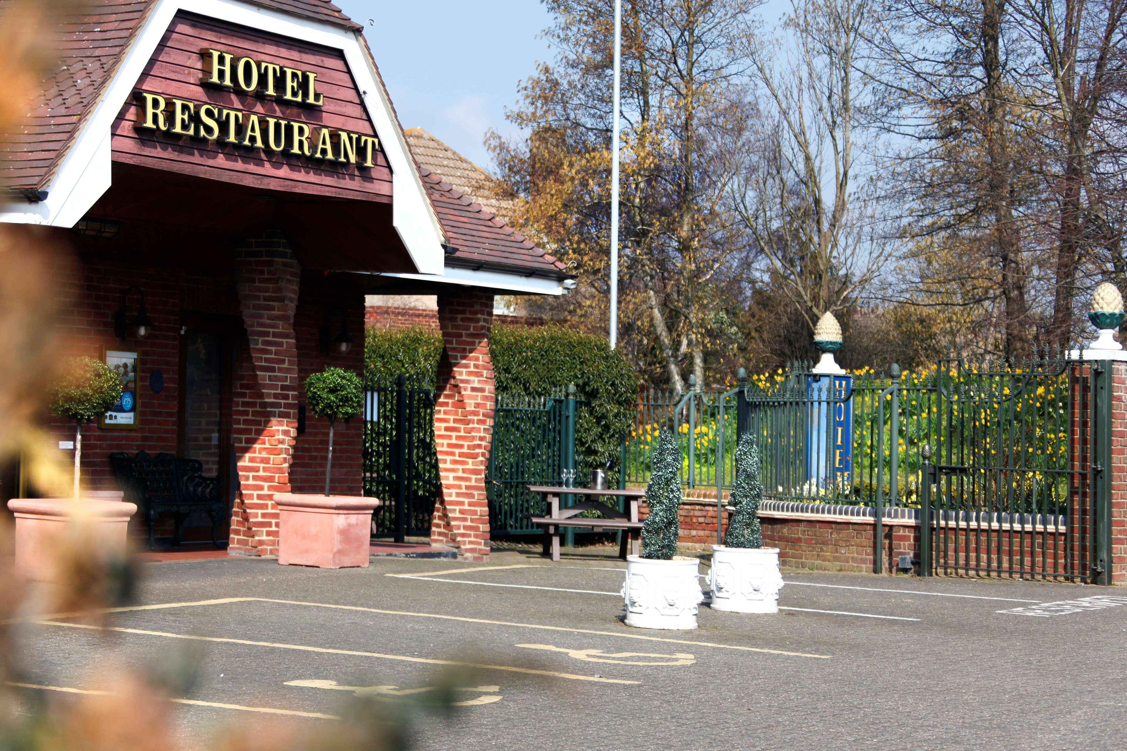 Best Western Manor Hotel Gravesend Exteriör bild