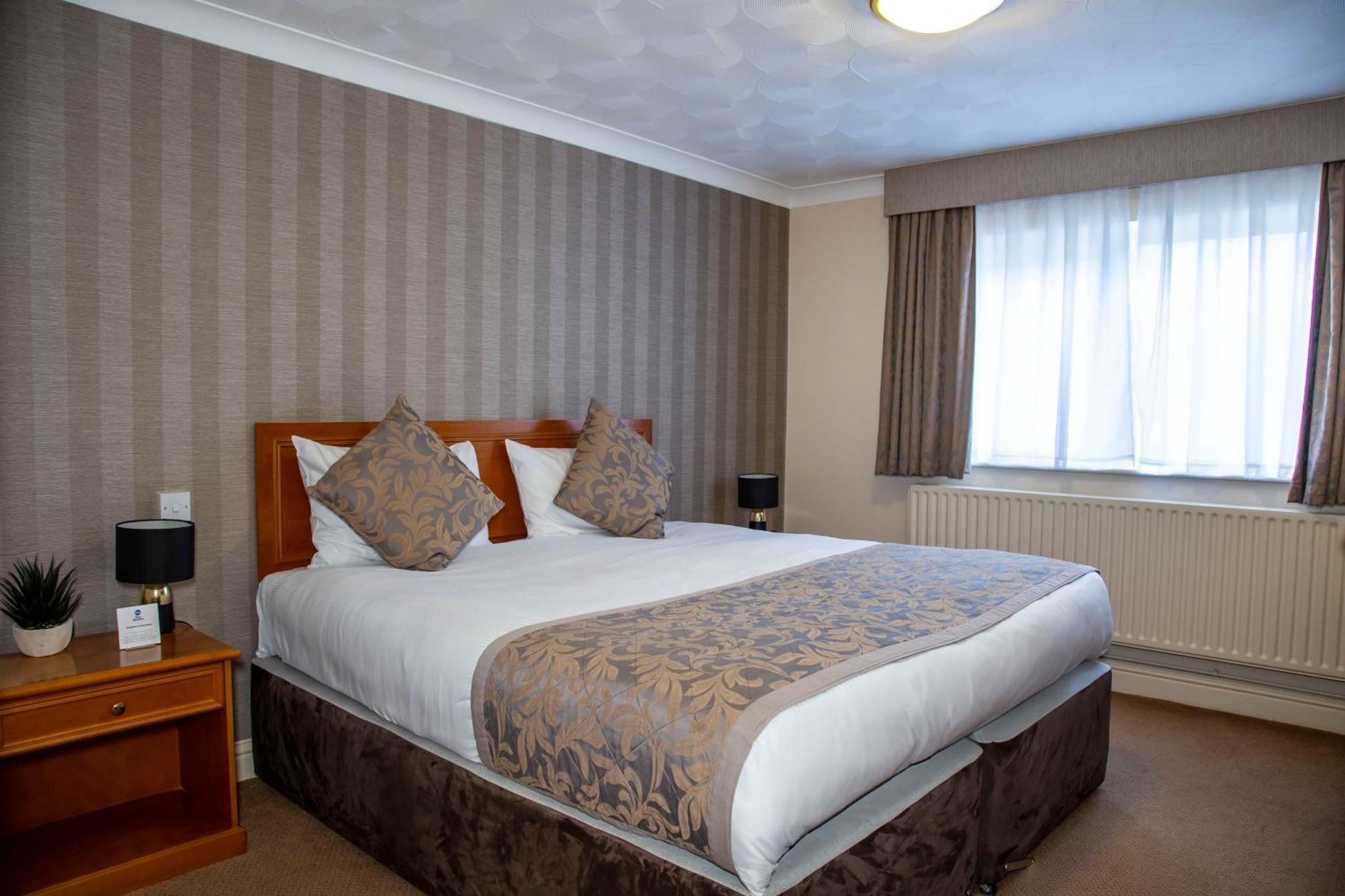 Best Western Manor Hotel Gravesend Exteriör bild